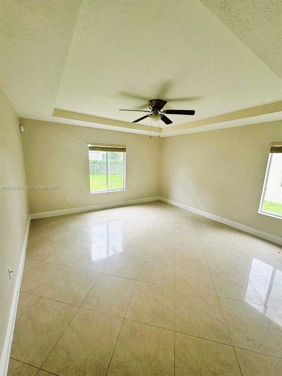 Small Image of 4527 SOUTH WEST 129TH, Miramar Number 31