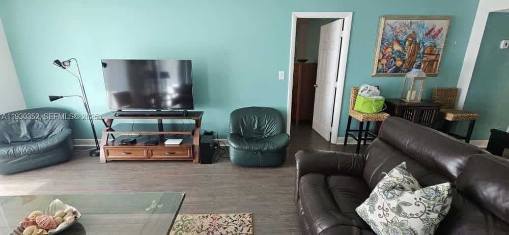 Imagen de Pequeño Objeto