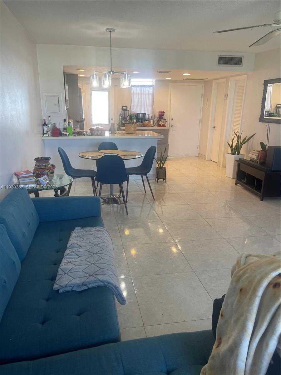 Small Image of 2905 POINT EAST DR #L404, Aventura Number 26