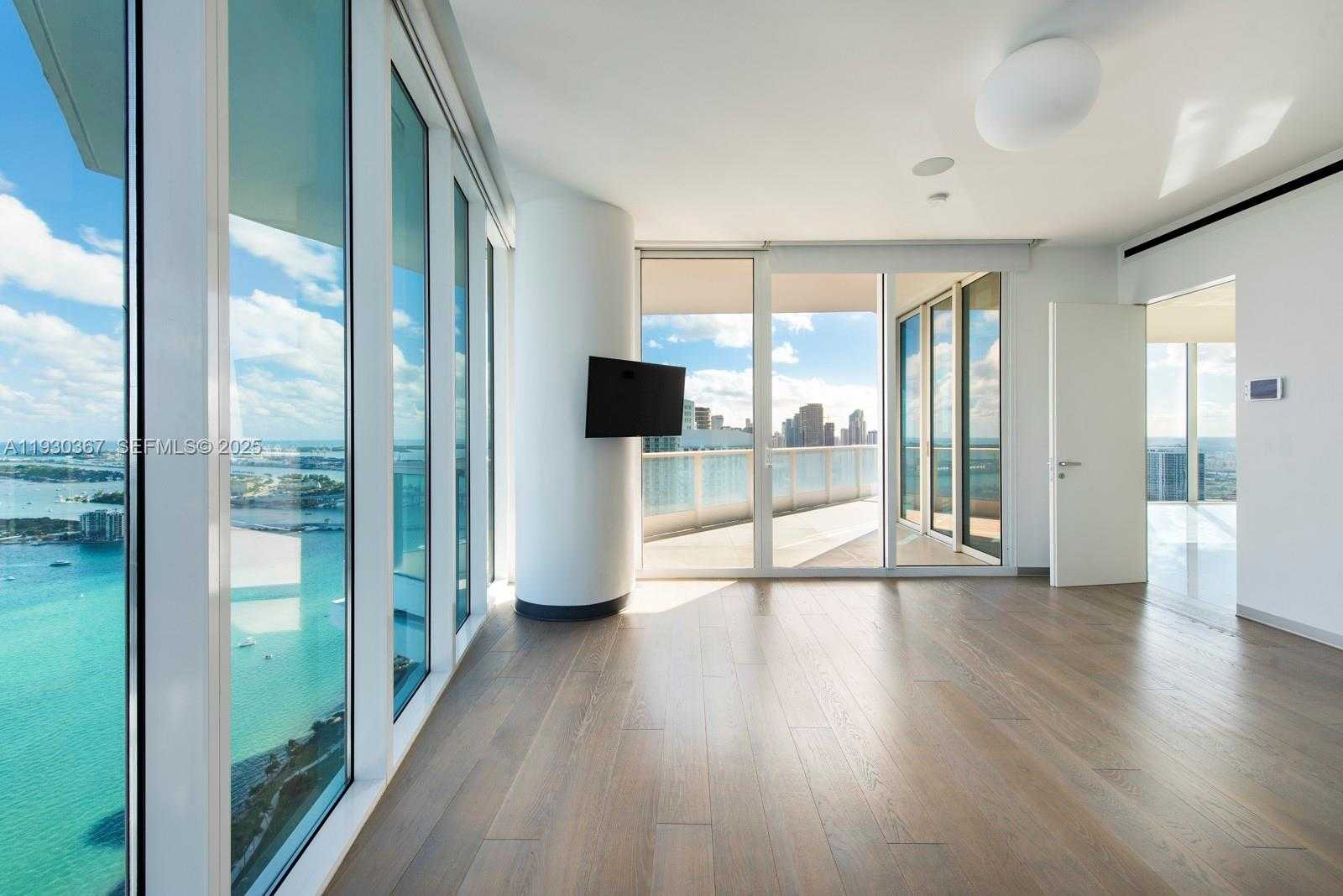 Small Image of 2020 NORTH BAYSHORE DR #PH4502, Miami Number 17