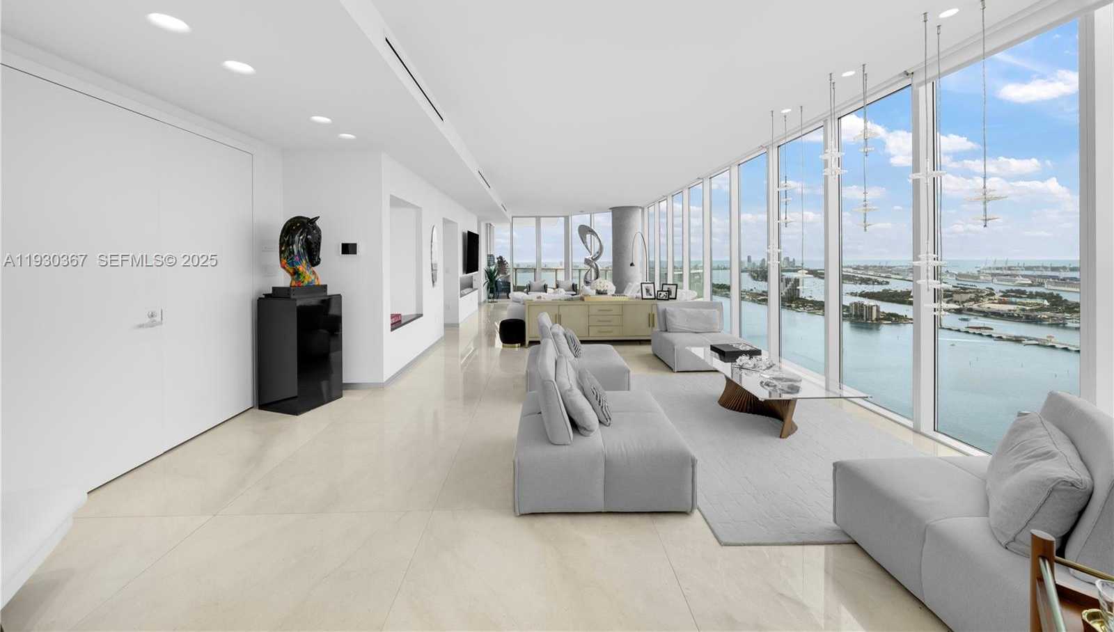 Small Image of 2020 NORTH BAYSHORE DR #PH4502, Miami Number 4