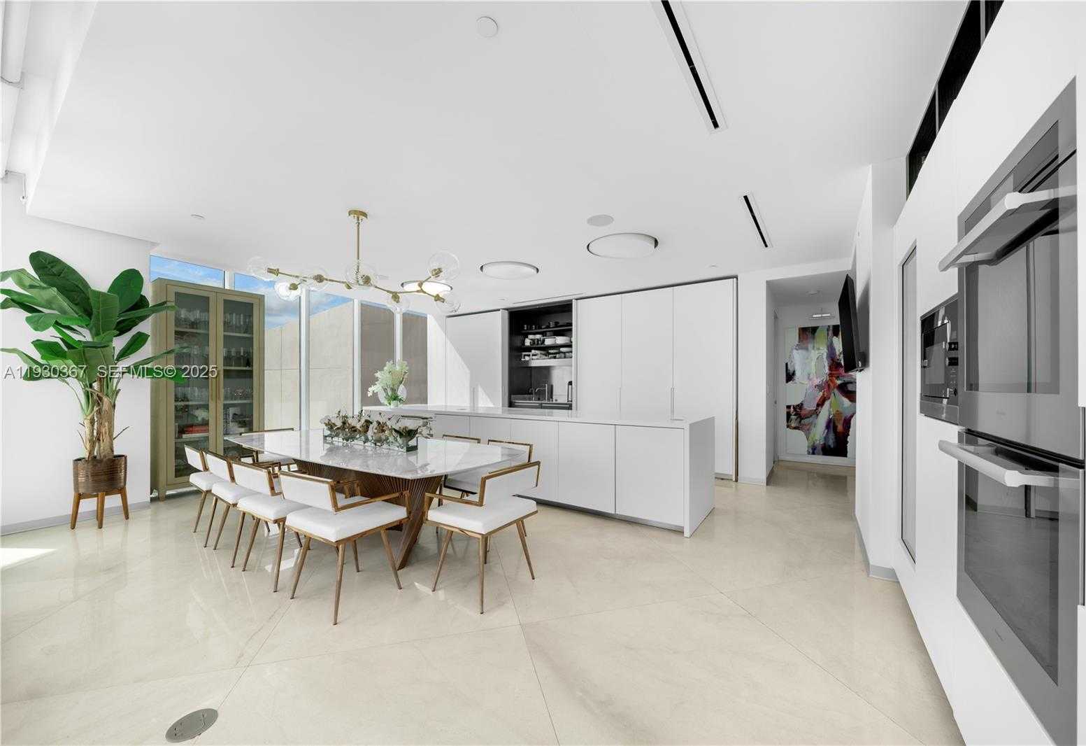 Small Image of 2020 NORTH BAYSHORE DR #PH4502, Miami Number 9