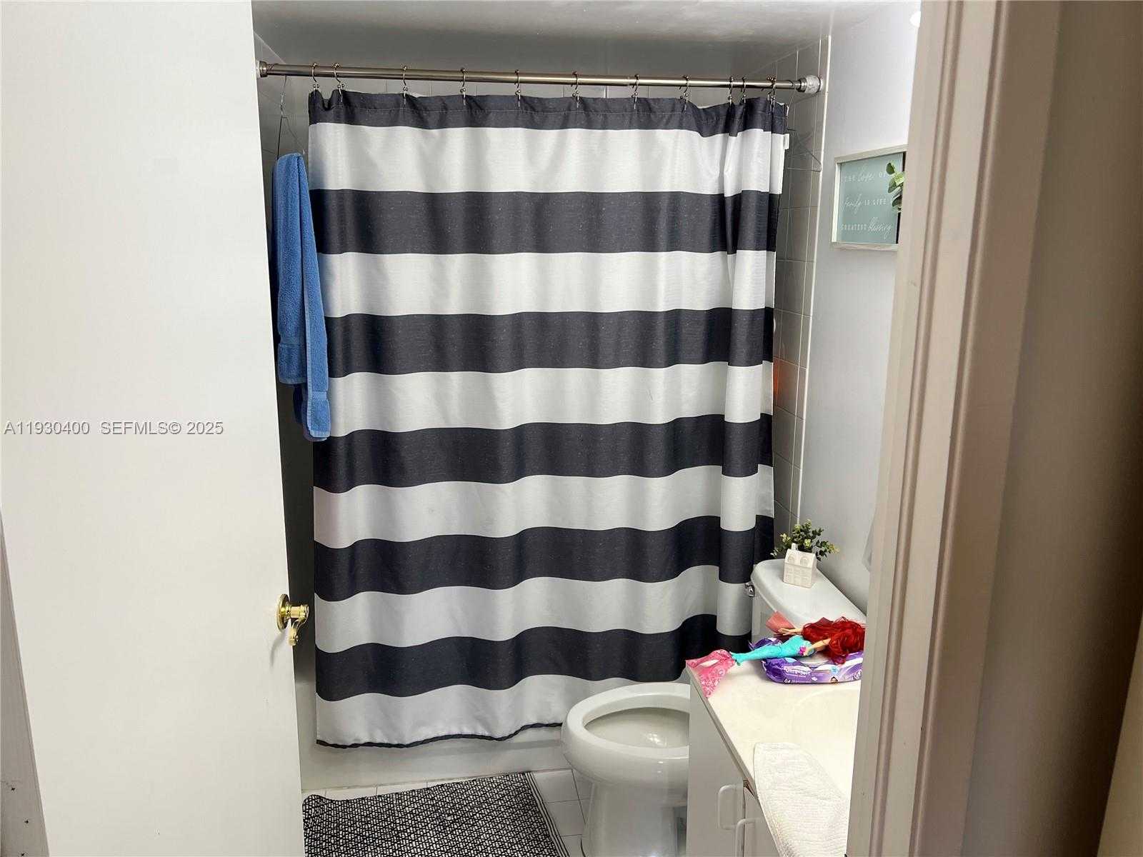 Small Image of 14911 SOUTH WEST 80TH ST #102, Miami Number 4