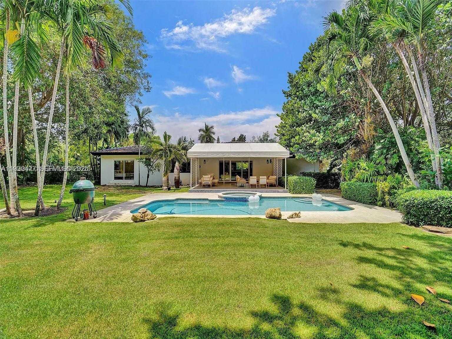 Small Image of 5705 SOUTH WEST 60TH AVE #NA, South Miami Number 4