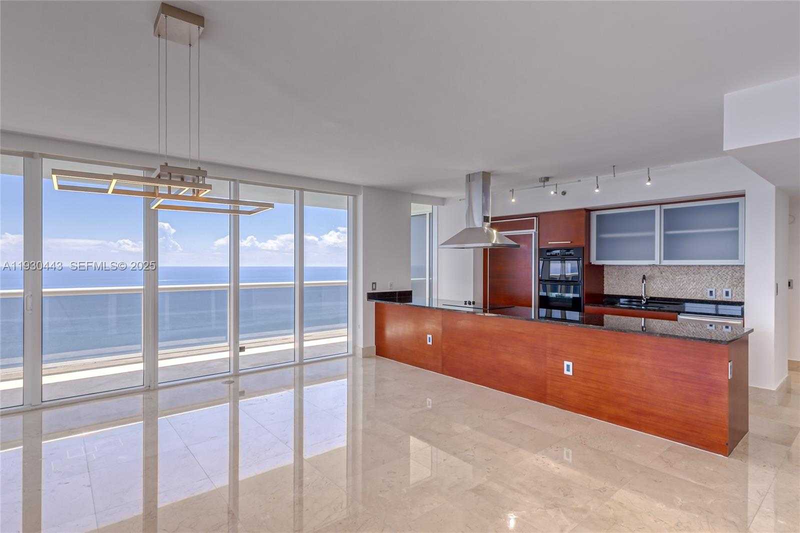 Small Image of 1830 SOUTH OCEAN DR #4601, Hallandale Beach Number 14