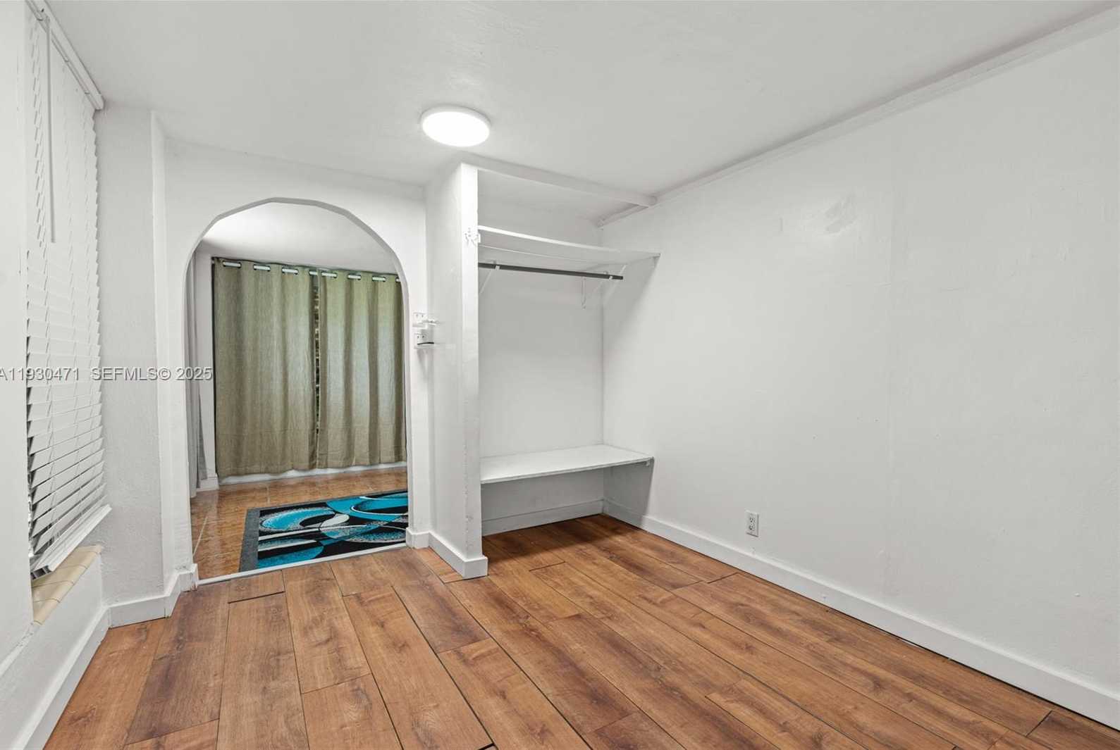 Small Image of 1300 NORTH EAST 183RD ST #1300, North Miami Beach Number 25