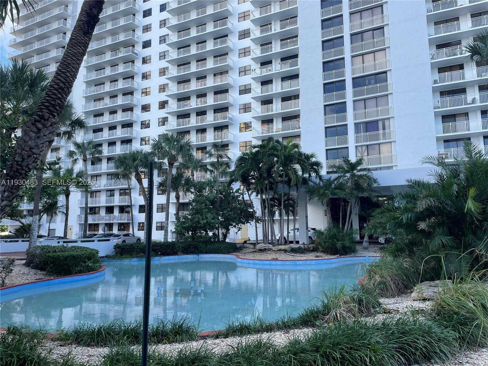 Small Image of 210 174TH ST #419, Sunny Isles Beach Number 1