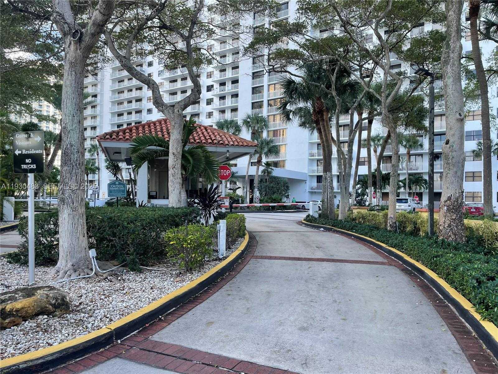 Small Image of 210 174TH ST #419, Sunny Isles Beach Number 2