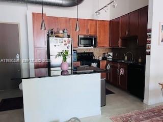 Small Image of 2001 BISCAYNE BLVD #2405, Miami Number 2