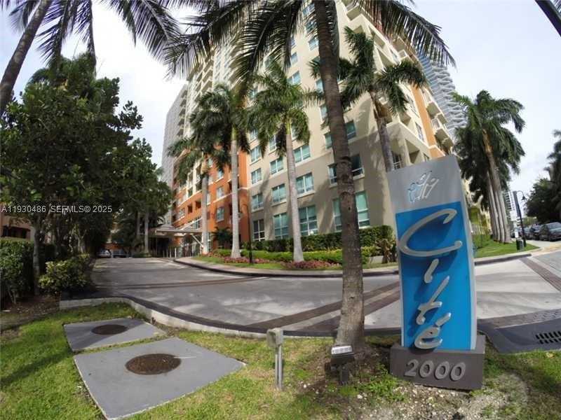 Small Image of 2001 BISCAYNE BLVD #2405, Miami Number 25