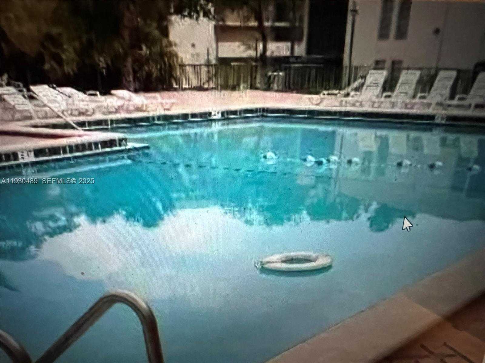 Small Image of 8810 FONTAINEBLEAU BLVD #106, Miami Number 2