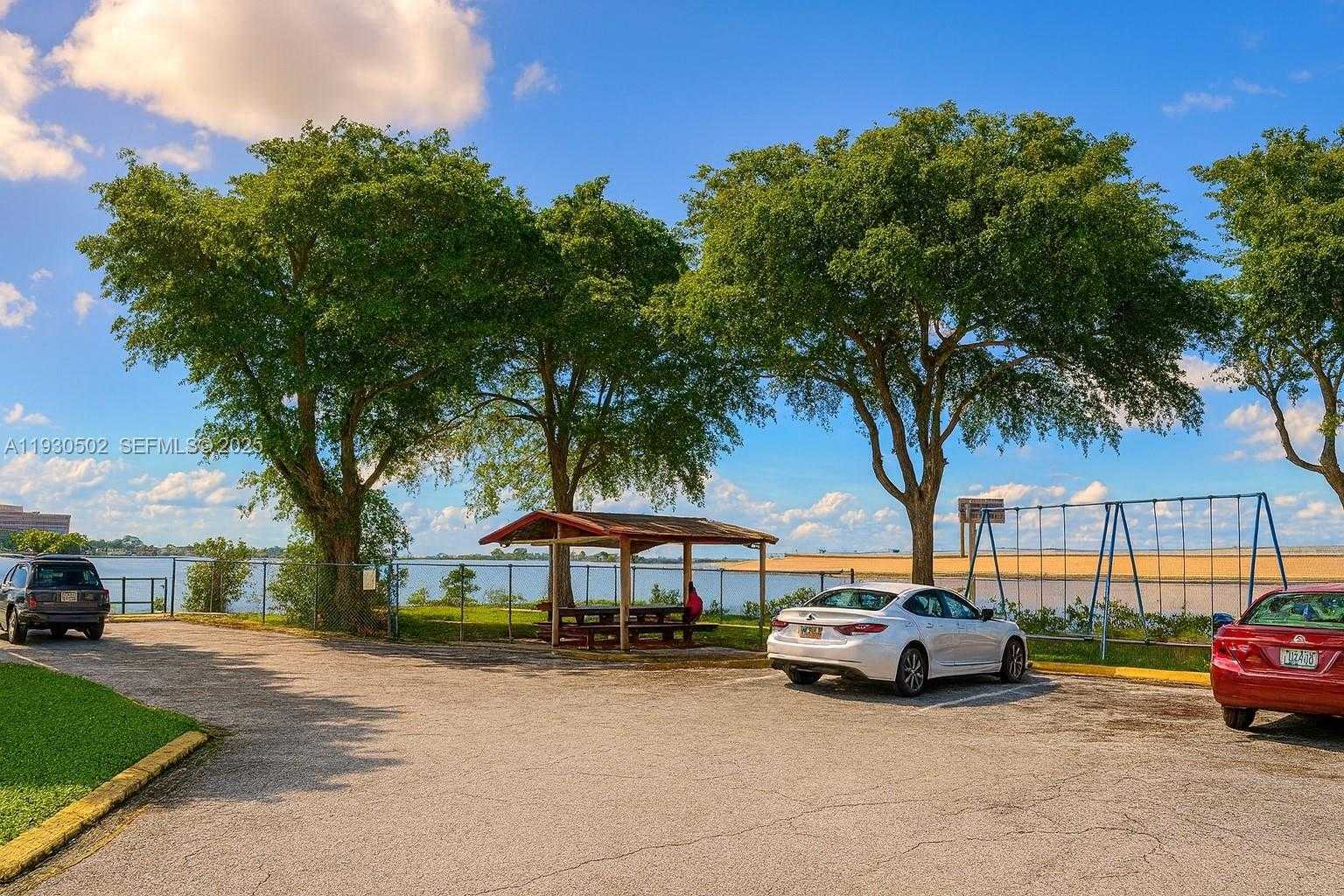 Small Image of 4705 NORTH WEST 7TH ST #106-7, Miami Number 14