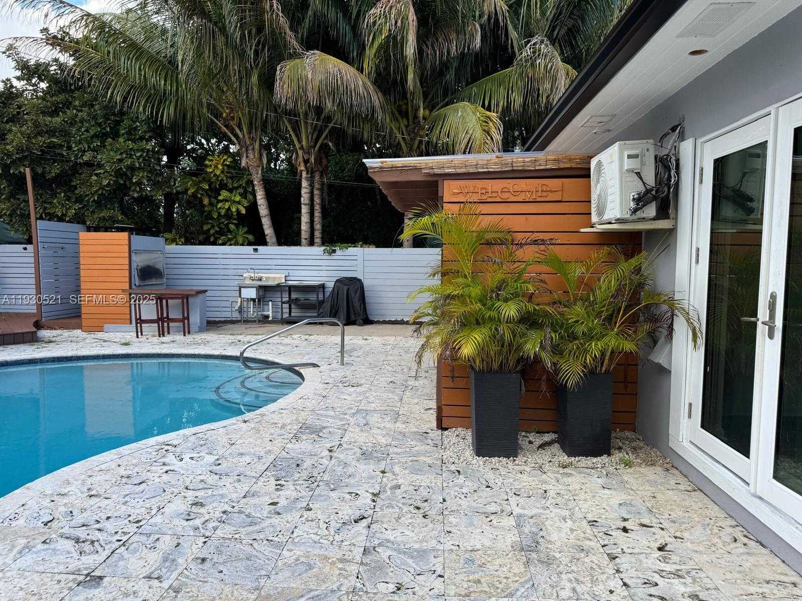 Small Image of 985 NORTH EAST 115TH ST, Biscayne Park Number 23