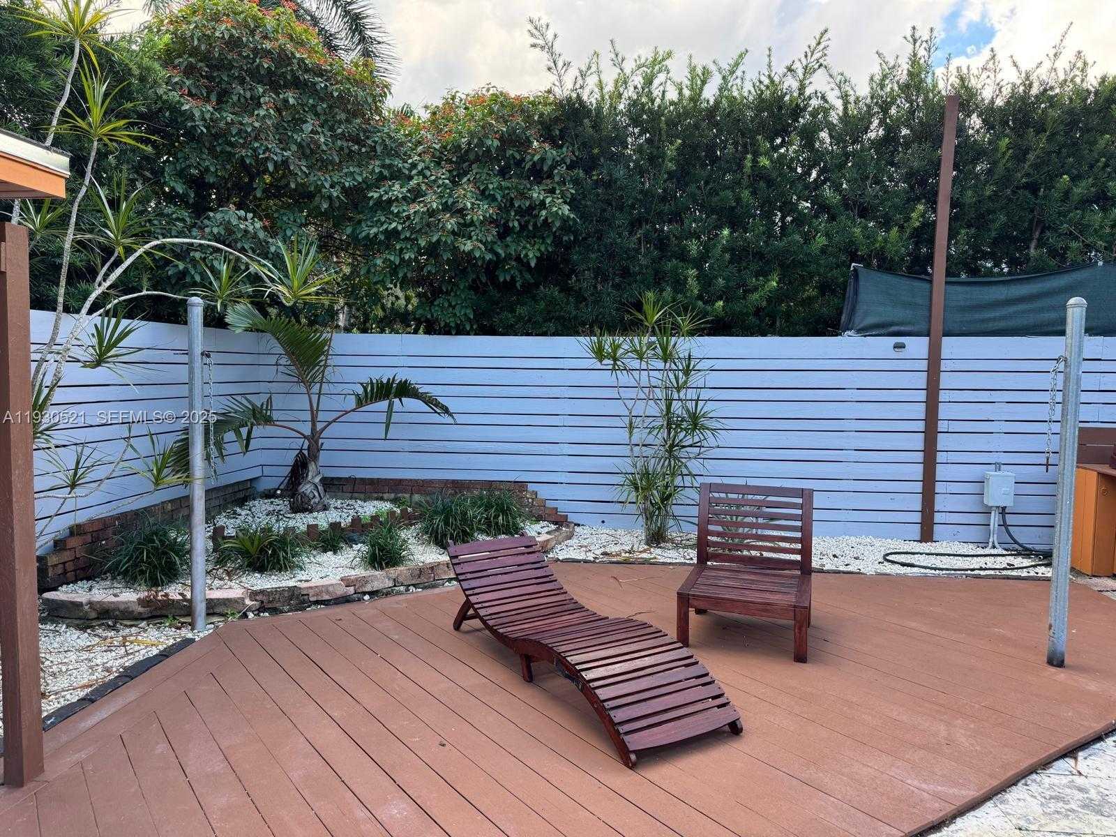 Small Image of 985 NORTH EAST 115TH ST, Biscayne Park Number 27