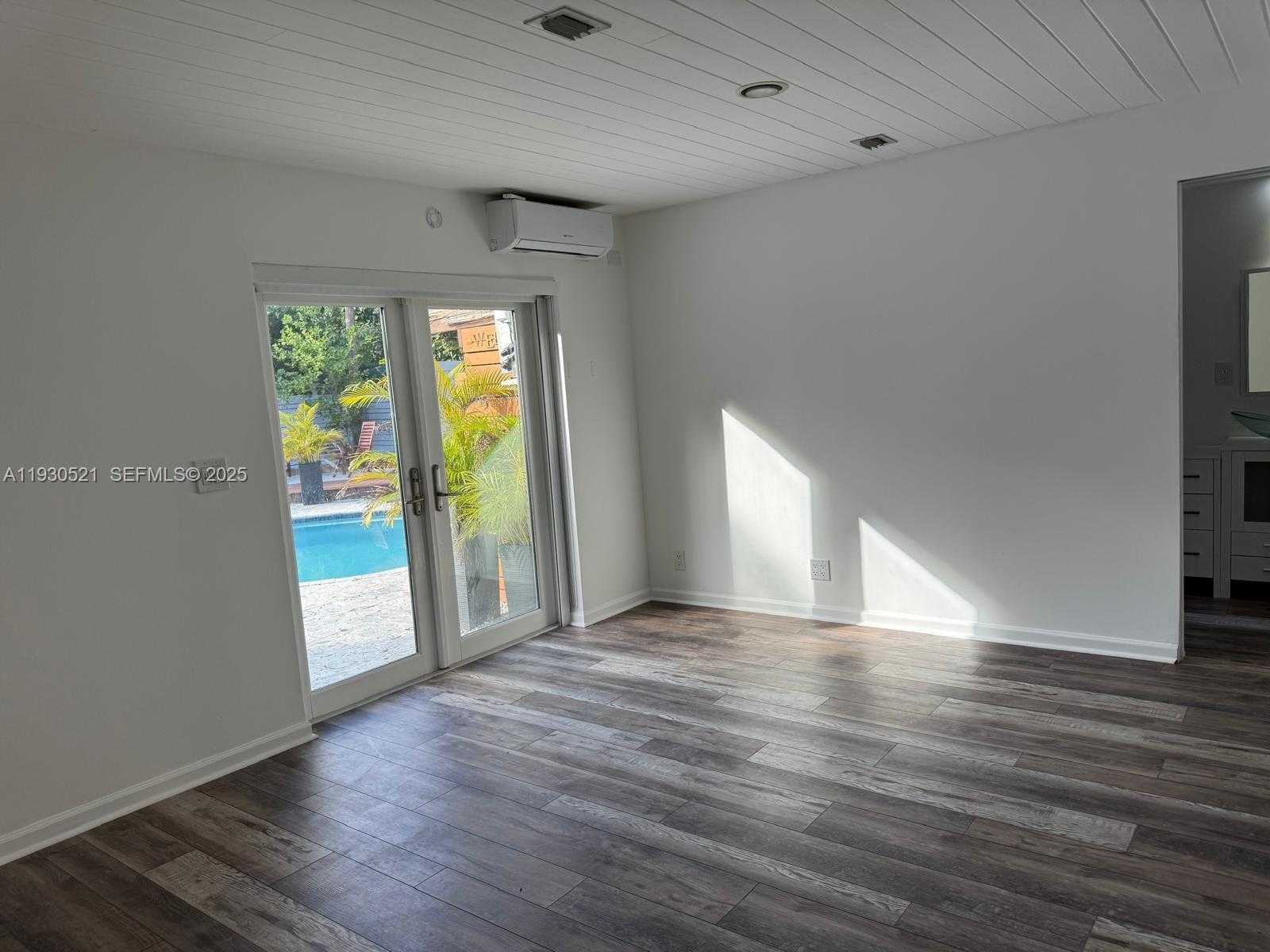 Small Image of 985 NORTH EAST 115TH ST, Biscayne Park Number 8