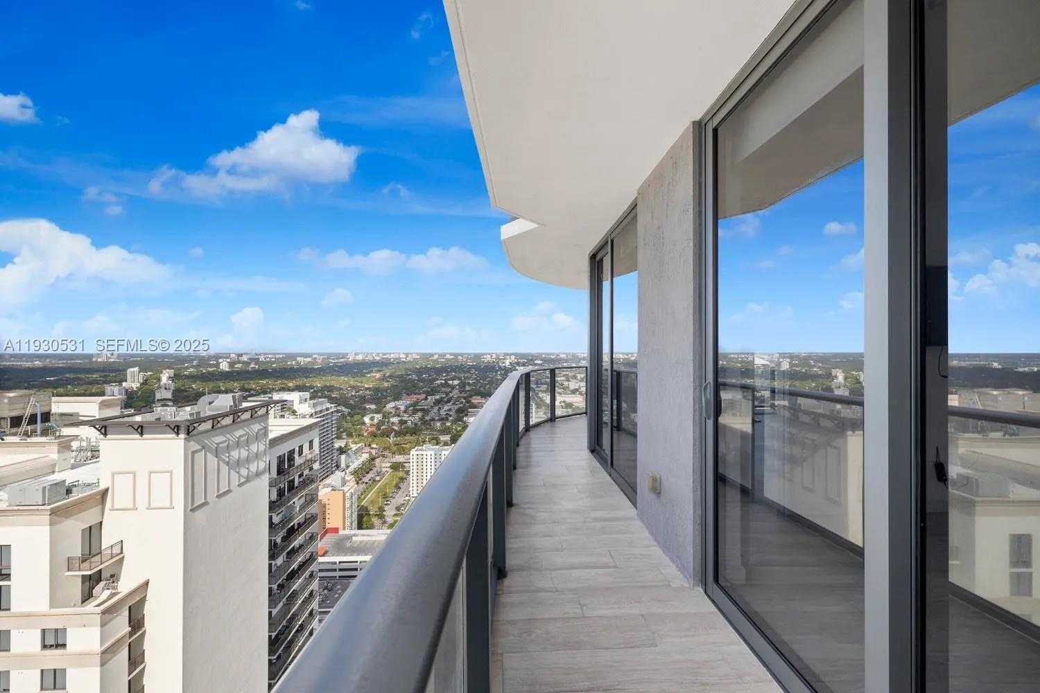 Small Image of 55 SOUTH WEST 9TH ST #3806, Miami Number 18