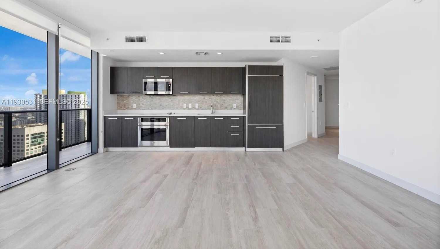 Small Image of 55 SOUTH WEST 9TH ST #3806, Miami Number 5