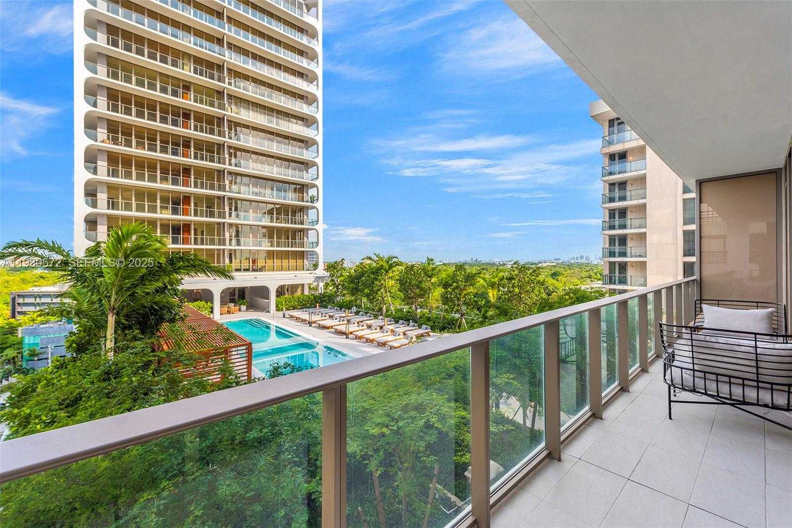 Small Image of 2655 SOUTH BAYSHORE DR #909, Miami Number 12
