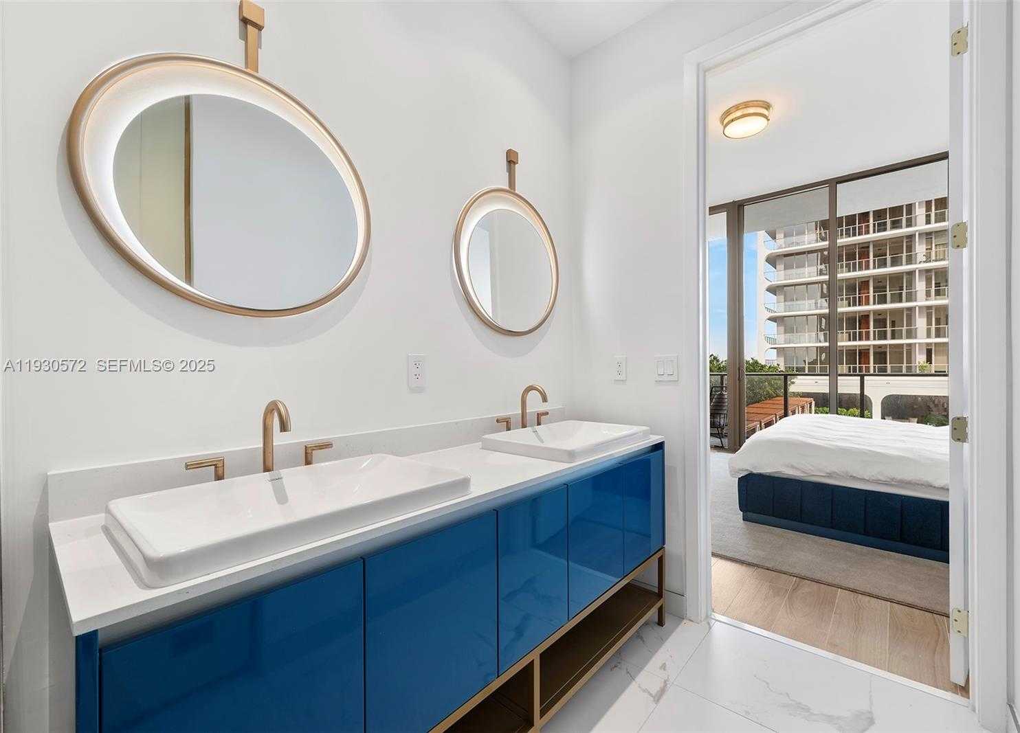 Small Image of 2655 SOUTH BAYSHORE DR #909, Miami Number 14