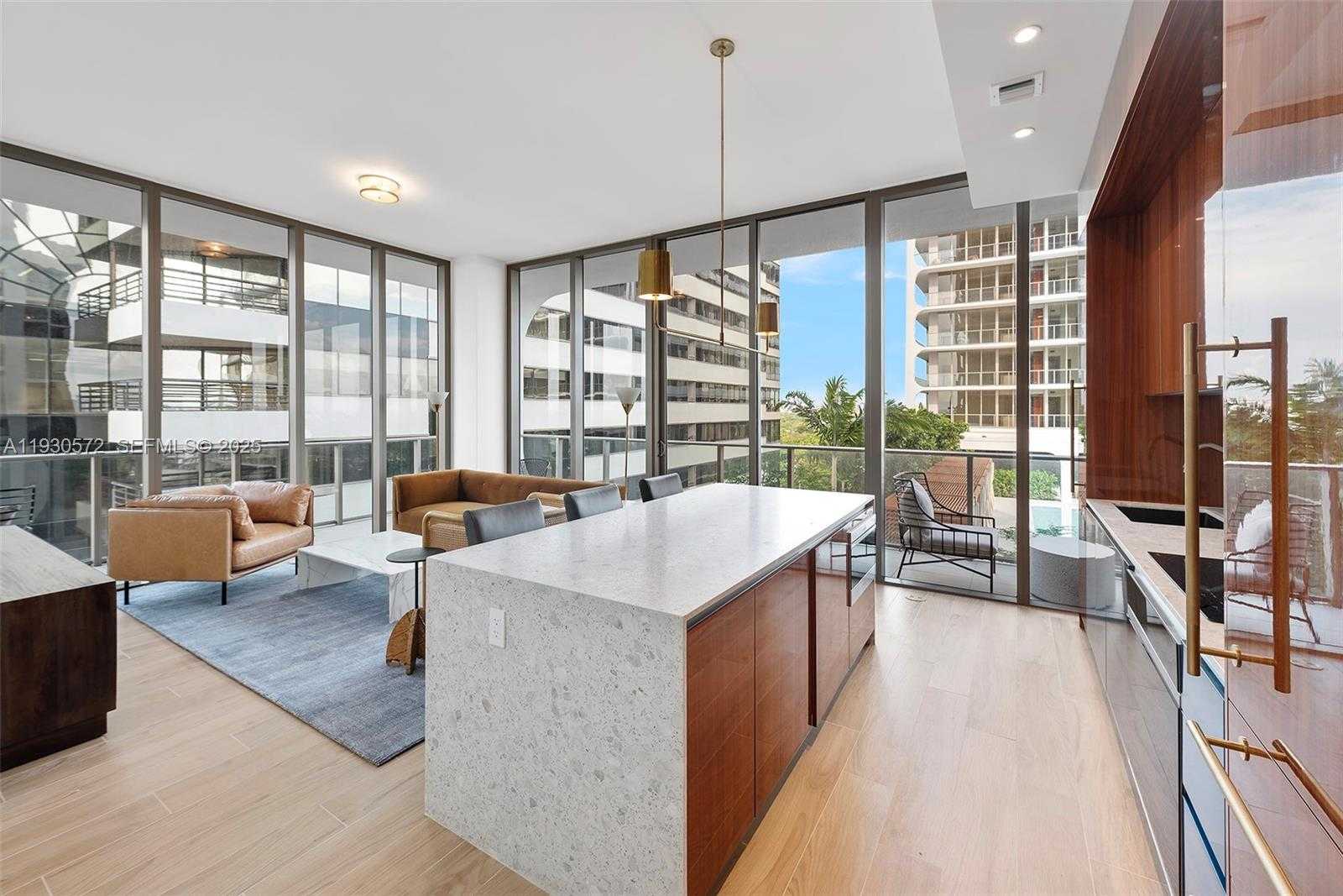 Small Image of 2655 SOUTH BAYSHORE DR #909, Miami Number 2