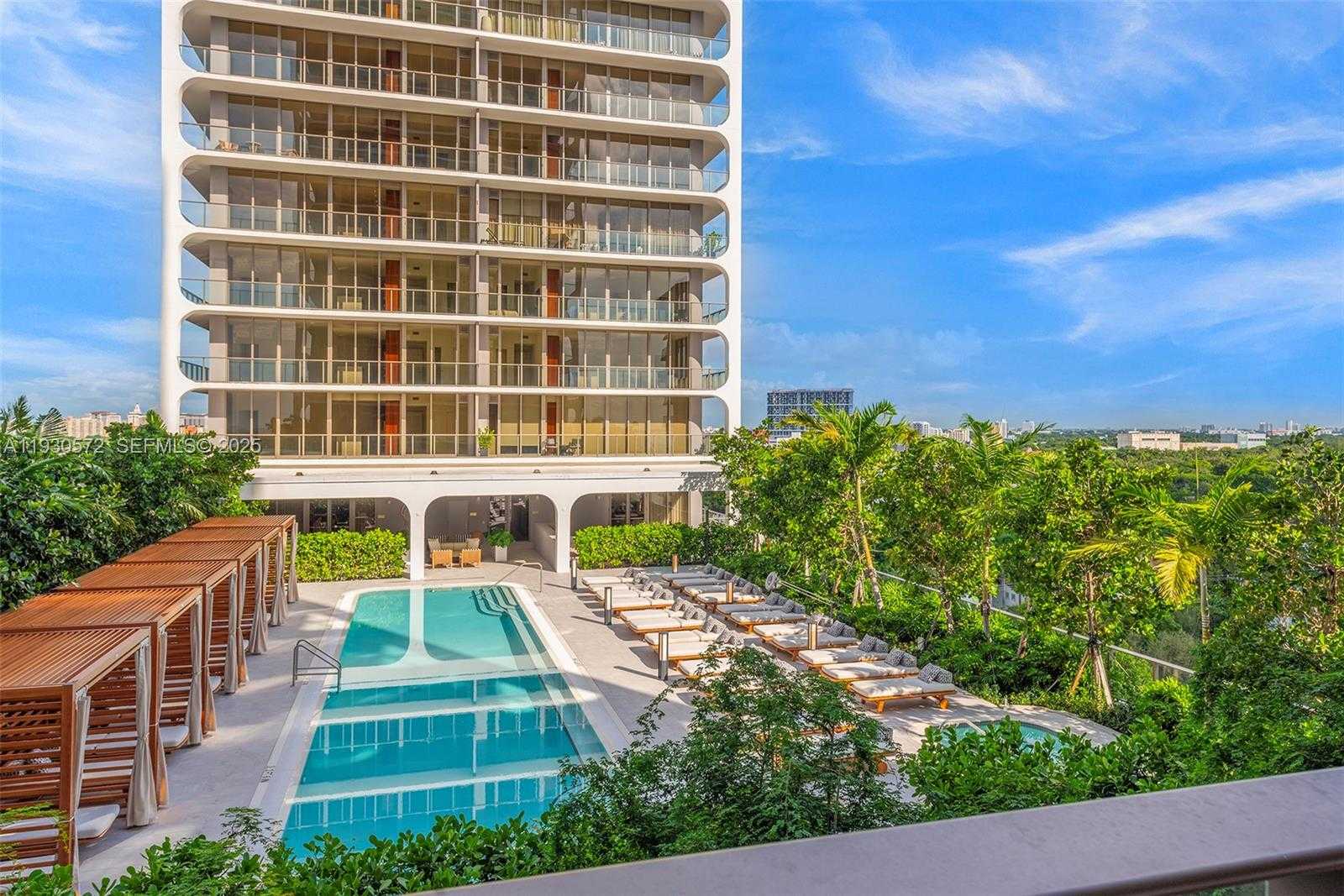 Small Image of 2655 SOUTH BAYSHORE DR #909, Miami Number 24