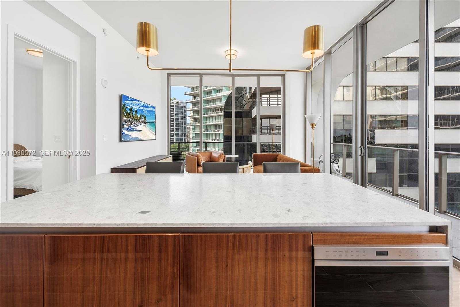 Small Image of 2655 SOUTH BAYSHORE DR #909, Miami Number 7