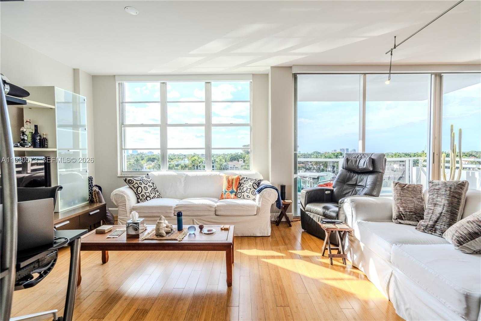 Small Image of 5700 COLLINS AVE #6H, Miami Beach Number 10