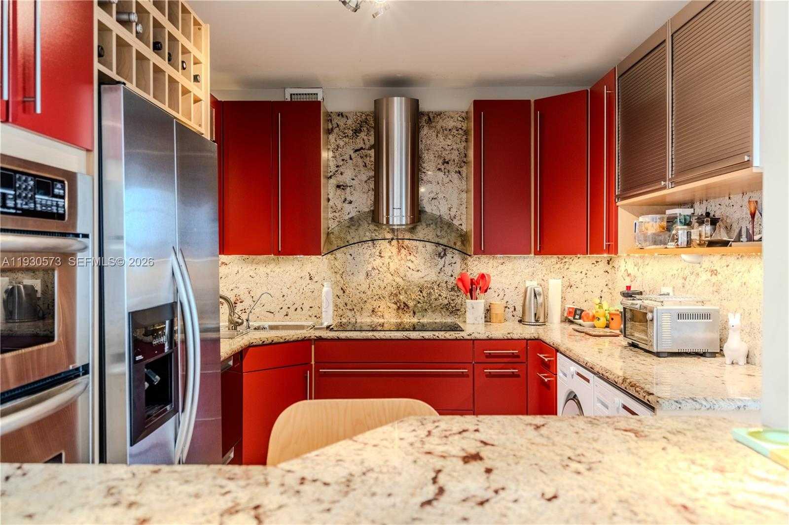 Small Image of 5700 COLLINS AVE #6H, Miami Beach Number 16