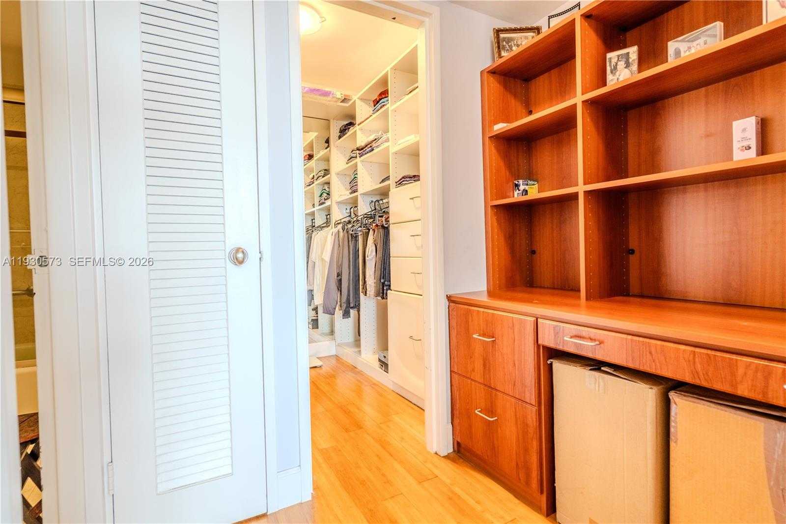 Small Image of 5700 COLLINS AVE #6H, Miami Beach Number 25