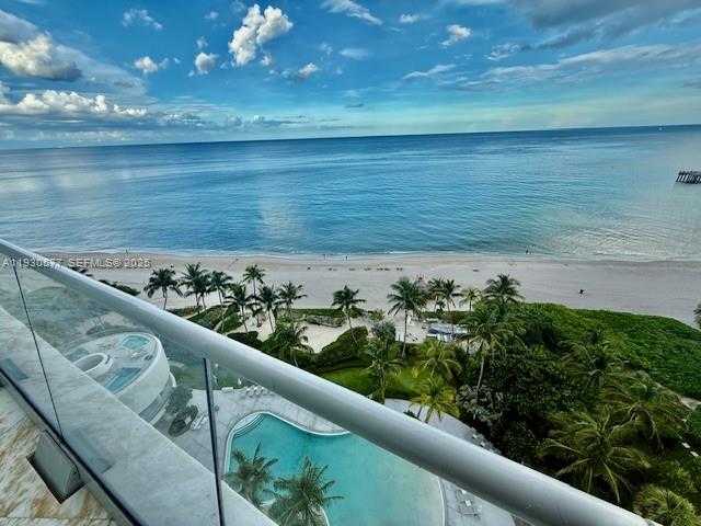 Small Image of 16901 COLLINS AVE #1202, Sunny Isles Beach Number 1