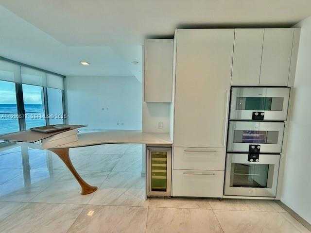 Small Image of 16901 COLLINS AVE #1202, Sunny Isles Beach Number 9