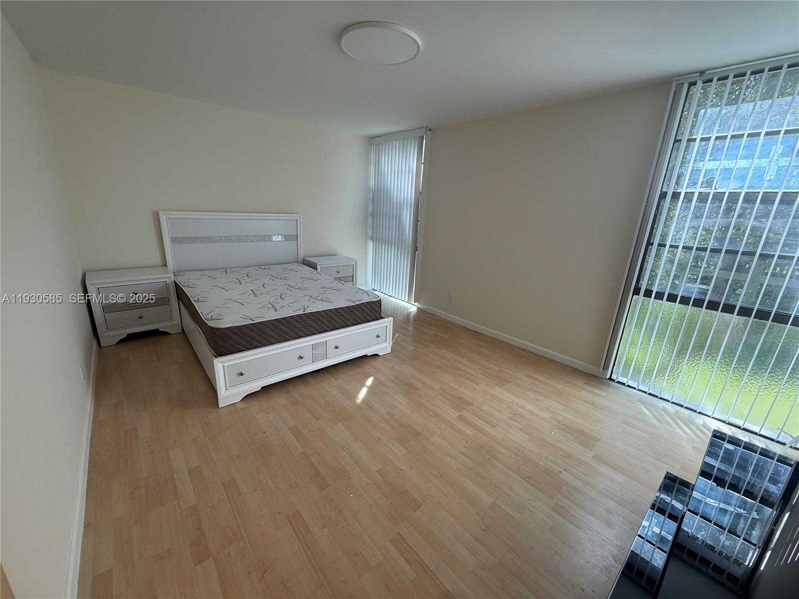 Small Image of 3475 NORTH COUNTRY CLUB DR #408, Aventura Number 10