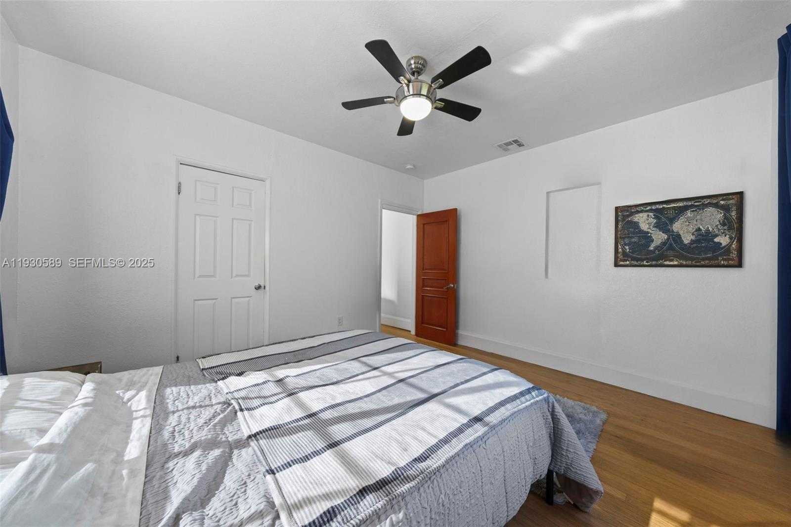 Small Image of 555 NORTH EAST 73RD ST, Miami Number 17