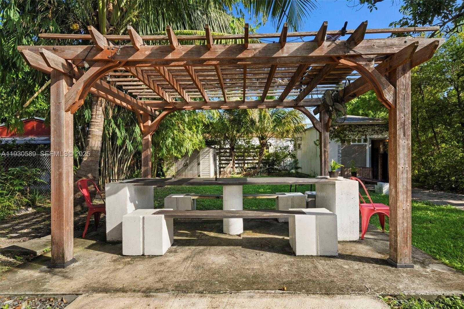 Small Image of 555 NORTH EAST 73RD ST, Miami Number 24