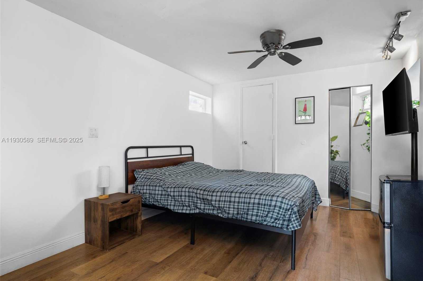 Small Image of 555 NORTH EAST 73RD ST, Miami Number 28