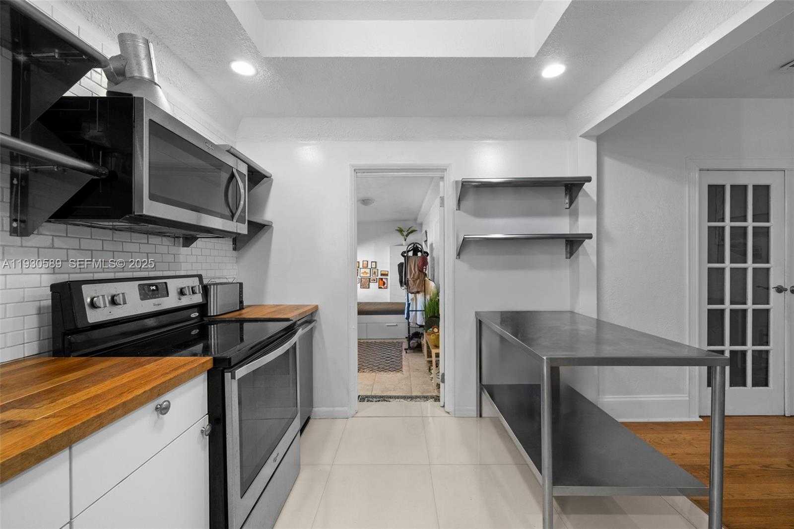 Small Image of 555 NORTH EAST 73RD ST, Miami Number 9