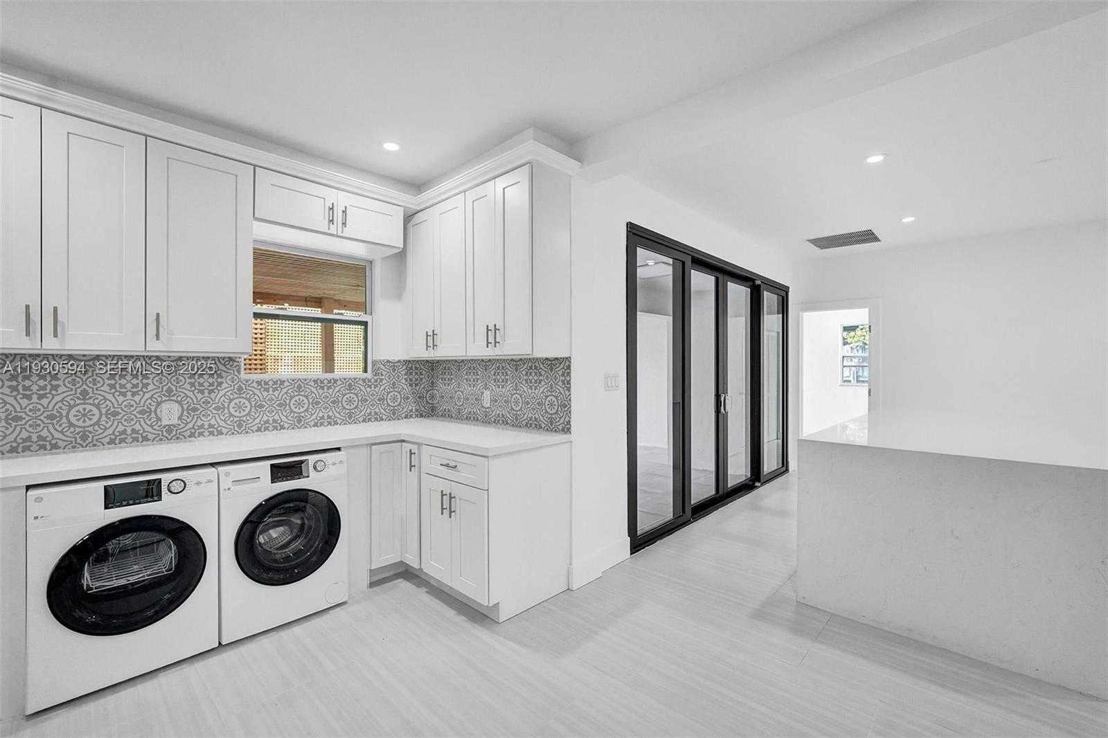 Small Image of 1430 MICHIGAN AVE, Miami Beach Number 14