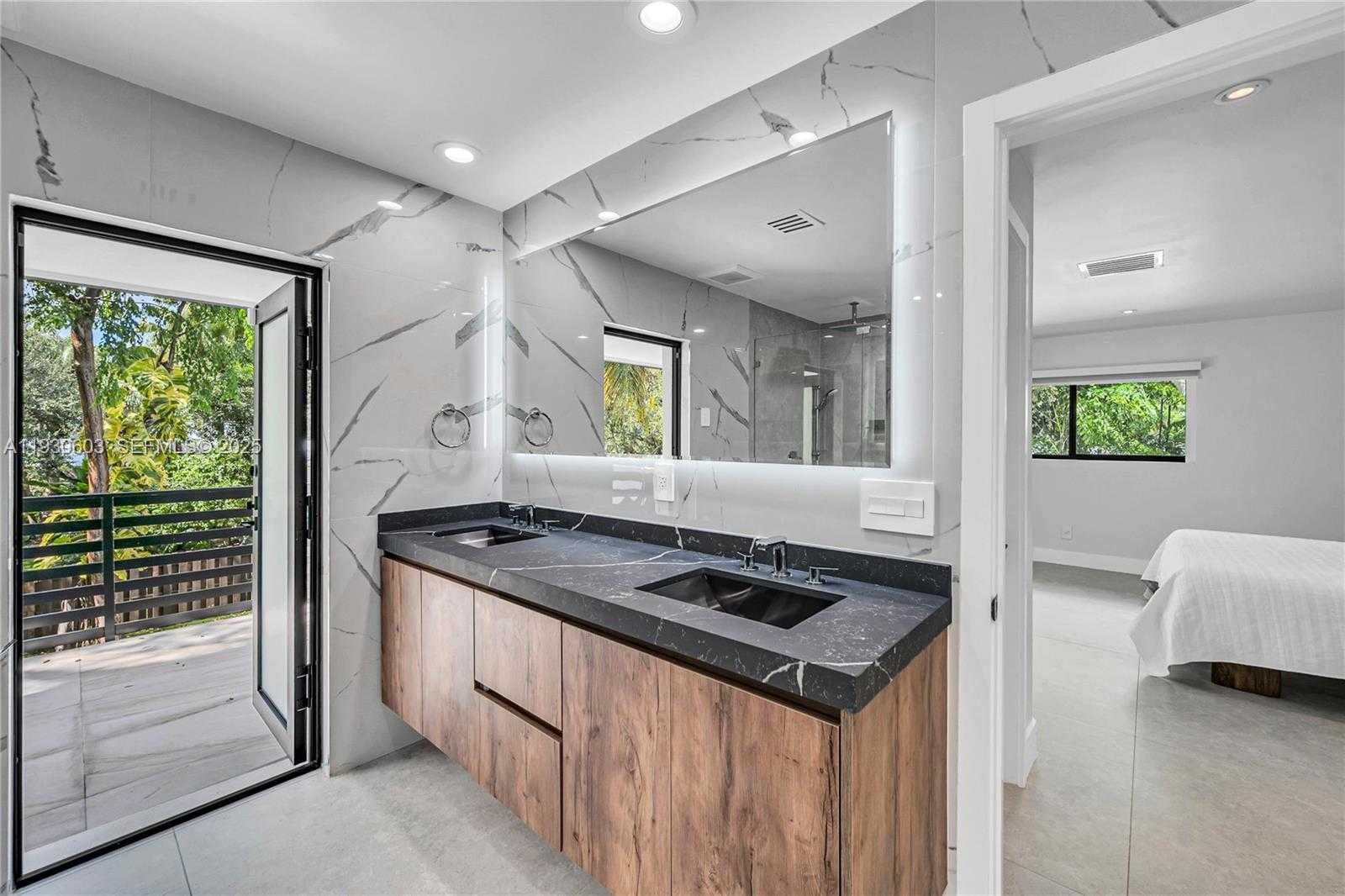 Small Image of 11340 SOUTH WEST 74TH CT, Pinecrest Number 22