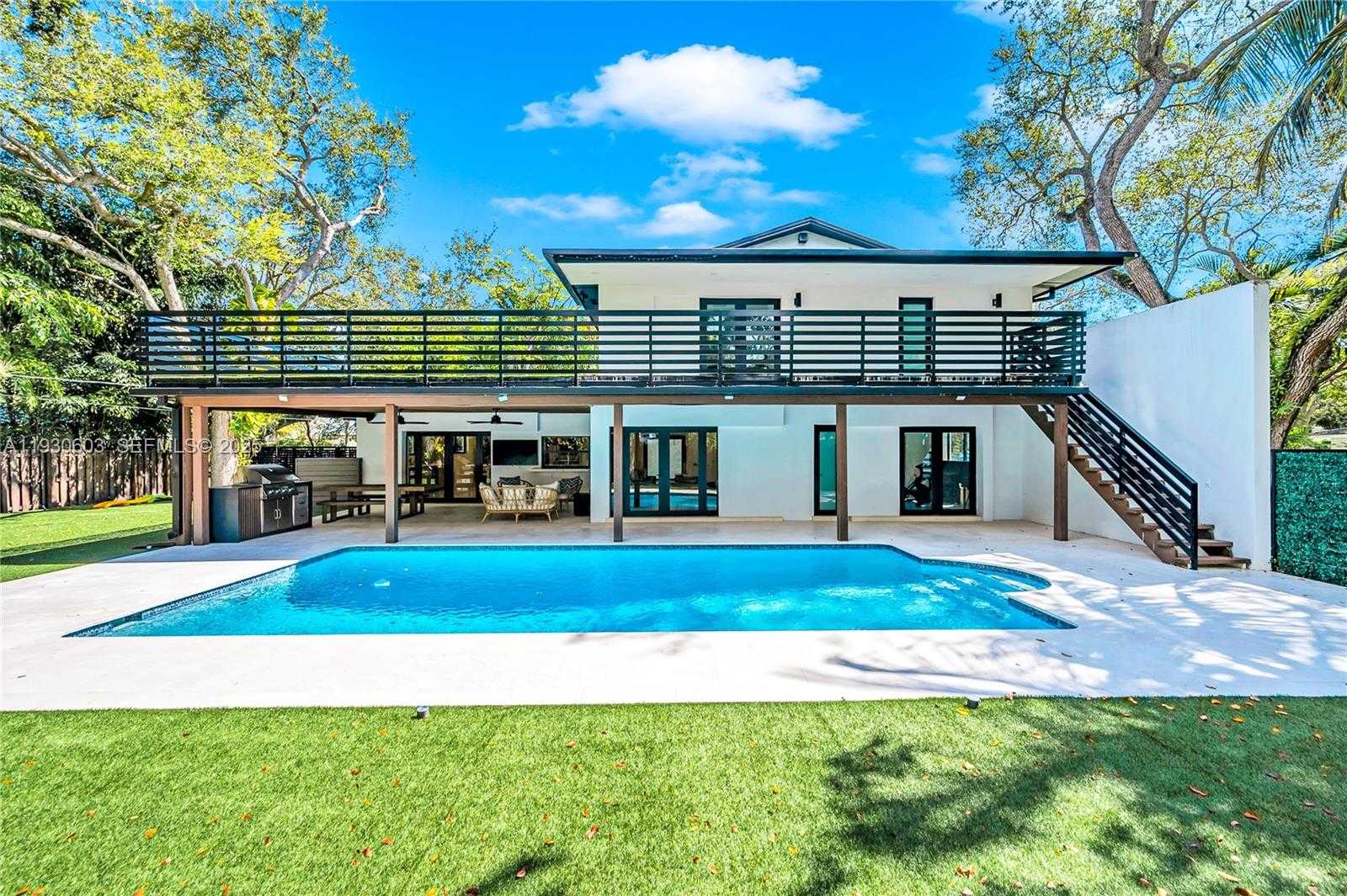 Small Image of 11340 SOUTH WEST 74TH CT, Pinecrest Number 25