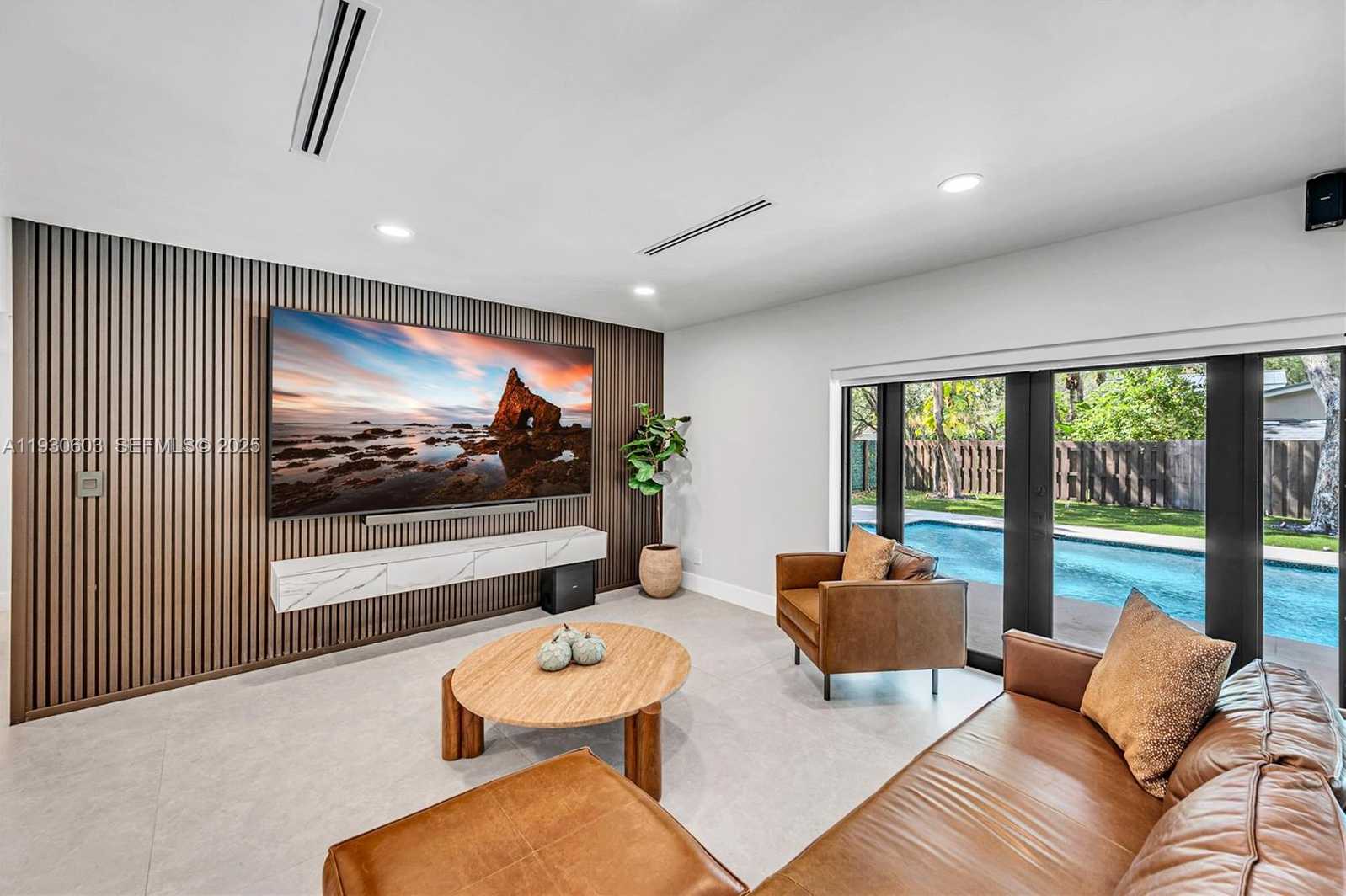 Small Image of 11340 SOUTH WEST 74TH CT, Pinecrest Number 3