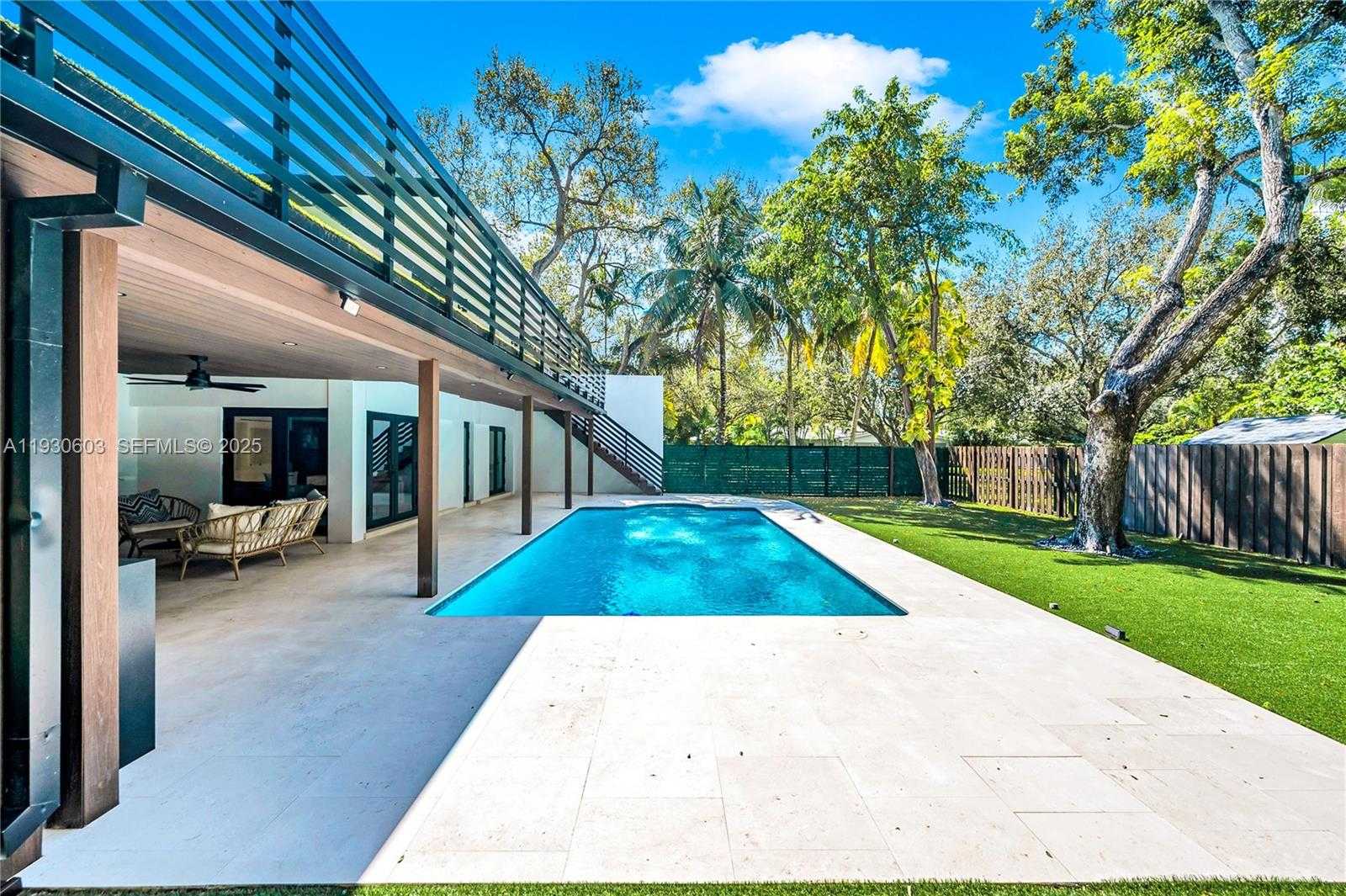 Small Image of 11340 SOUTH WEST 74TH CT, Pinecrest Number 35