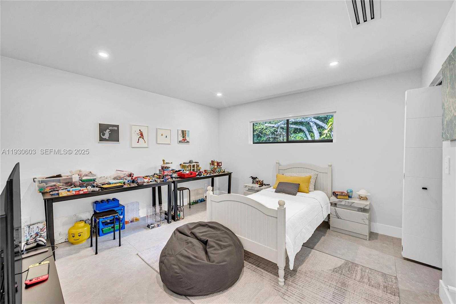 Small Image of 11340 SOUTH WEST 74TH CT, Pinecrest Number 63