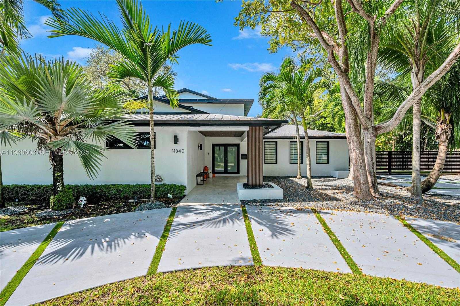 Small Image of 11340 SOUTH WEST 74TH CT, Pinecrest Number 68