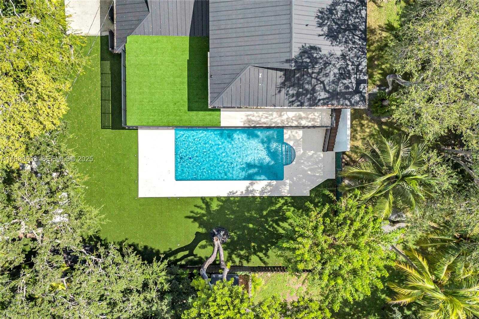 Small Image of 11340 SOUTH WEST 74TH CT, Pinecrest Number 80