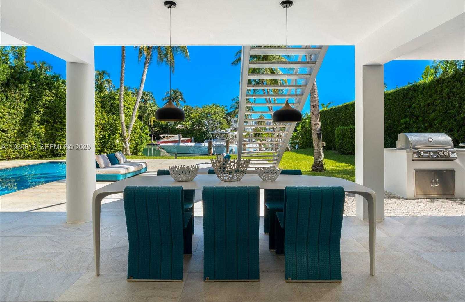 Small Image of 481 SOUTH MASHTA DRIVE, Key Biscayne Number 43