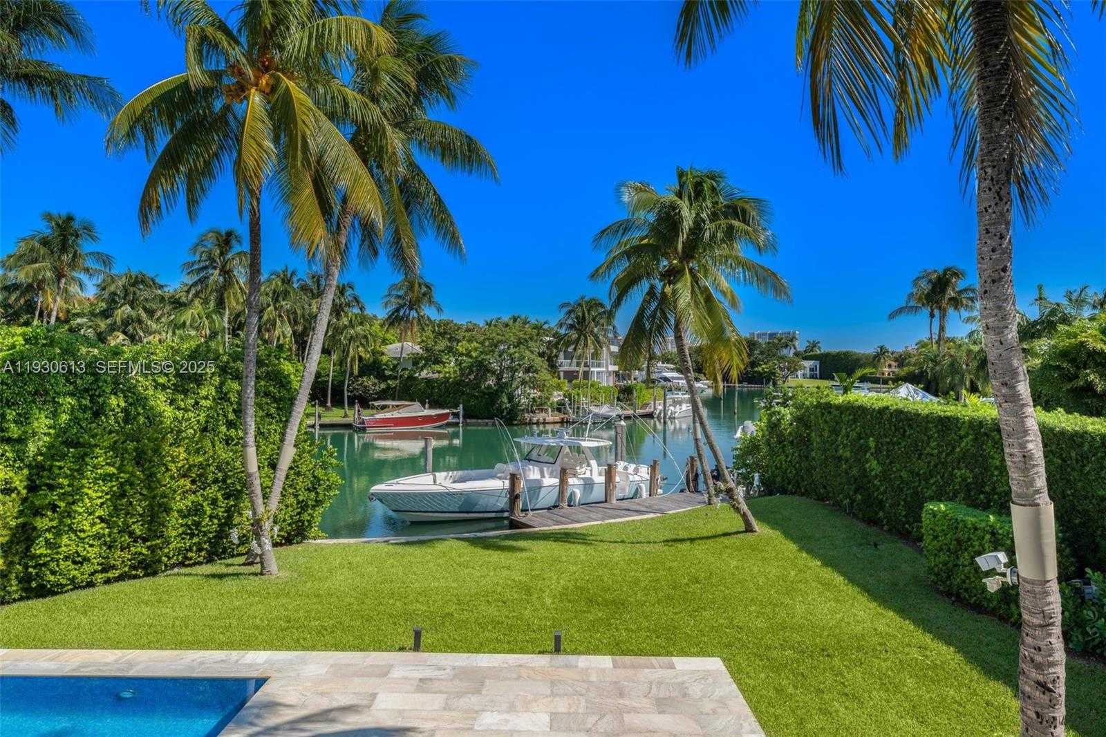 Small Image of 481 SOUTH MASHTA DRIVE, Key Biscayne Number 50