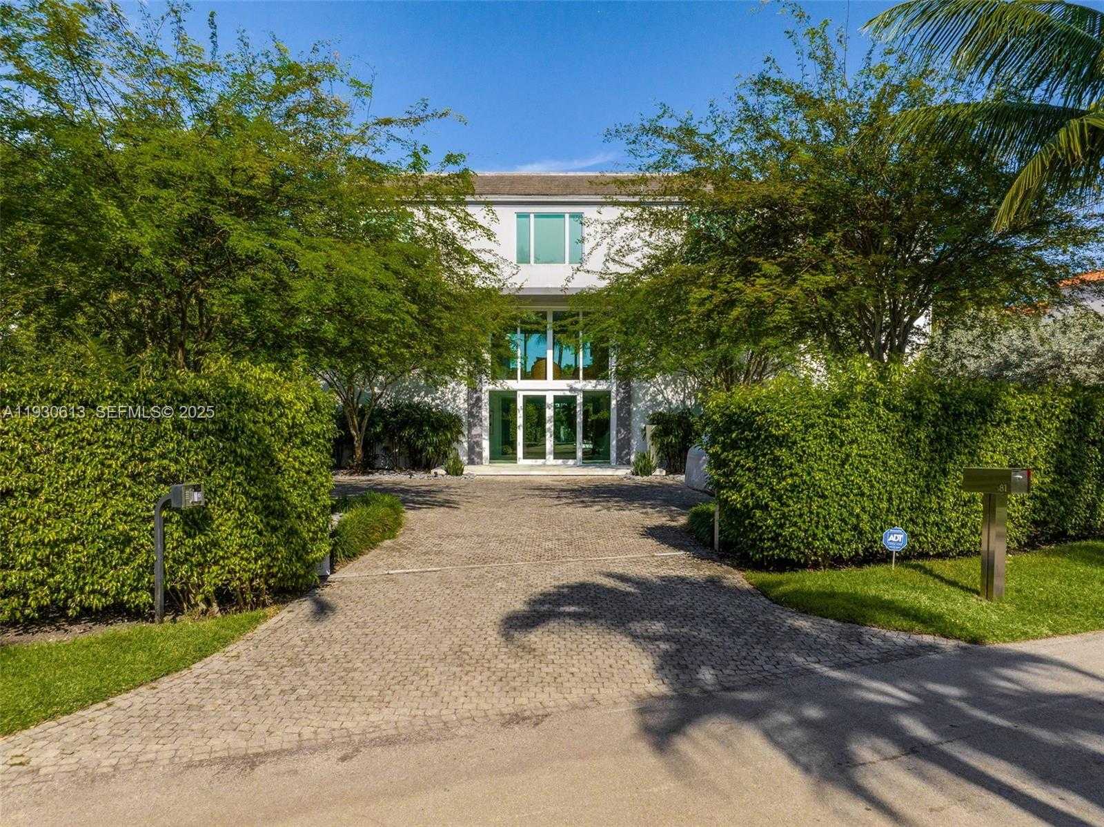 Small Image of 481 SOUTH MASHTA DRIVE, Key Biscayne Number 52