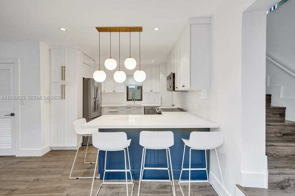 Small Image of 615 WEST 42 STREET, Miami Beach Number 5