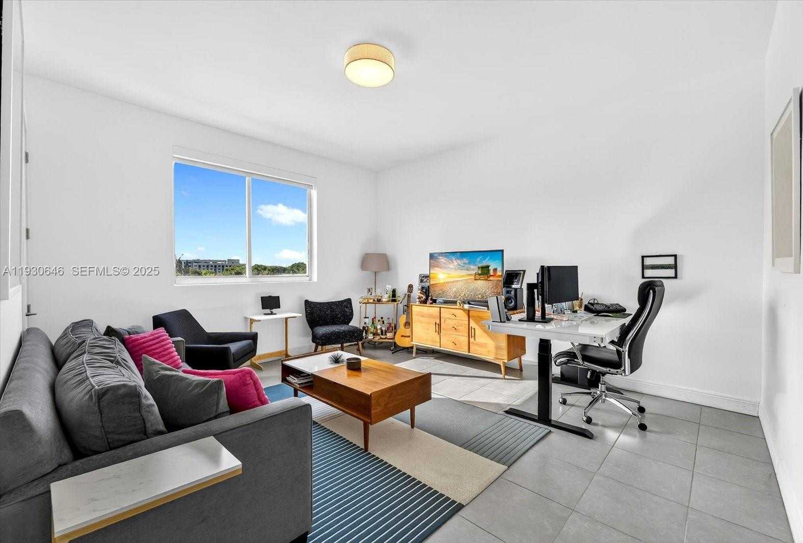 Small Image of 250 NORTH WEST 24TH ST #4A, Miami Number 15