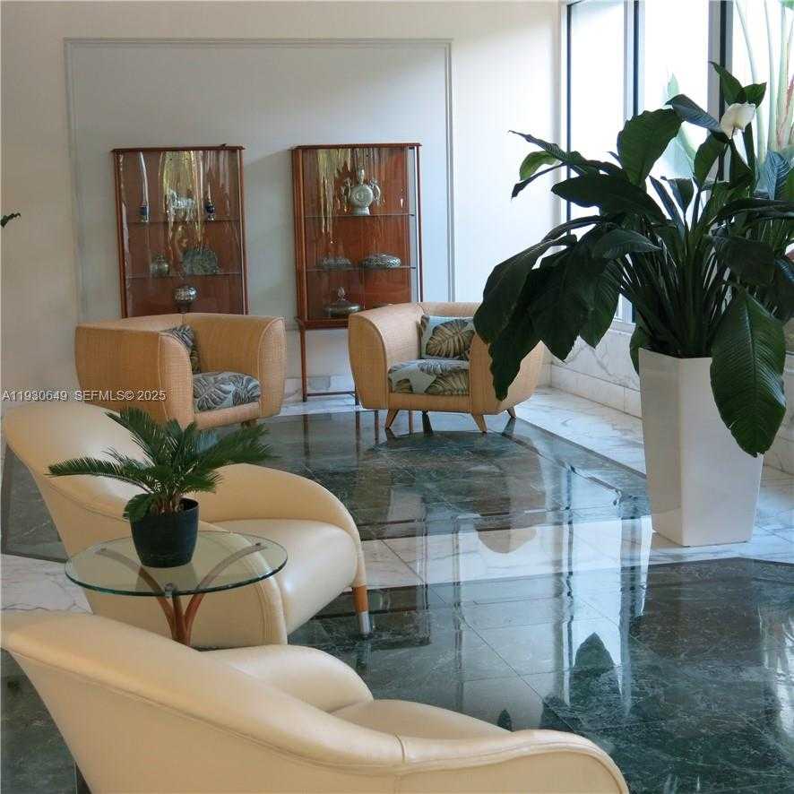 Small Image of 199 OCEAN LANE DR #102, Key Biscayne Number 12